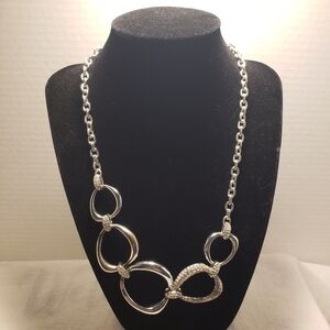 Stunning Liz Claiborne Silvertone Necklace with circles and rhinestones